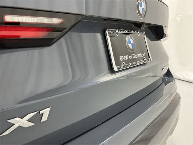 Thumbnail: 2023 BMW X1 - 17