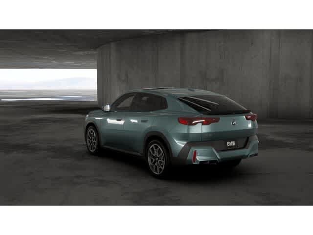 Thumbnail: 2025 BMW X2 - 2