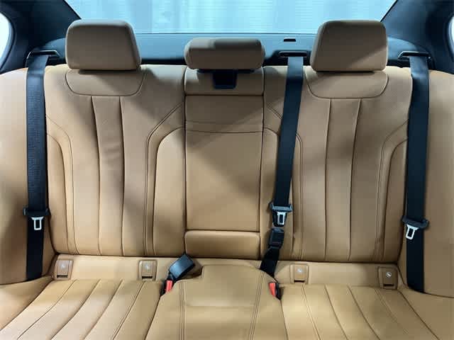 Thumbnail: 2022 BMW 5 Series - 22