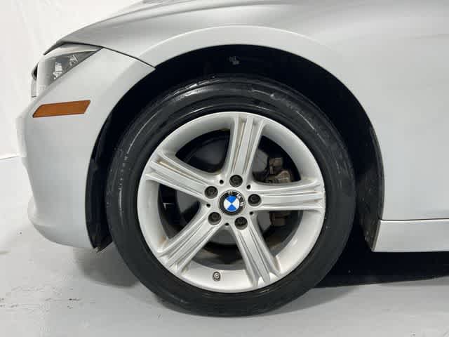 Thumbnail: 2015 BMW 3 Series - 18