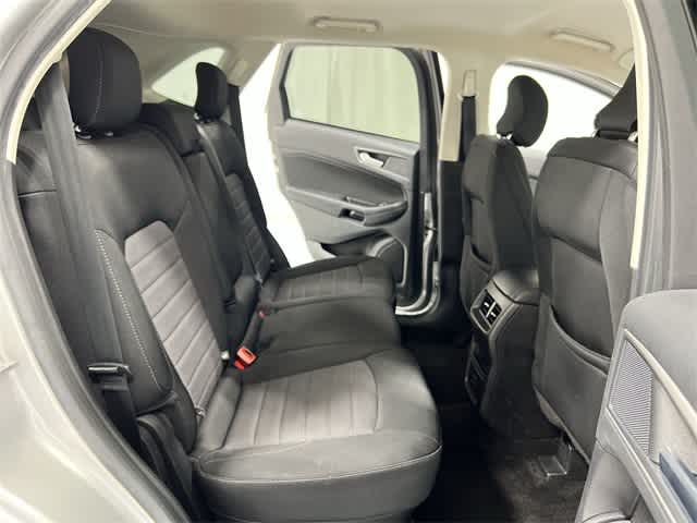 Thumbnail: 2018 Ford Edge - 24