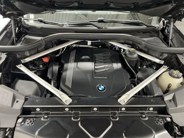 Thumbnail: 2022 BMW X5 - 19