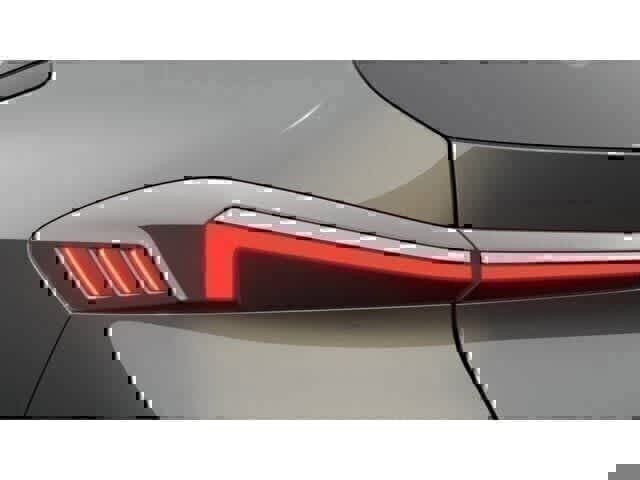 Thumbnail: 2026 BMW XM - 8