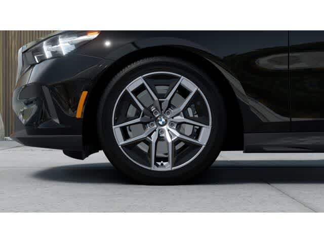 Thumbnail: 2026 BMW 5 Series - 7