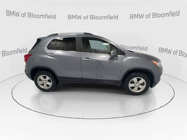 Thumbnail: 2019 Chevrolet Trax - 9