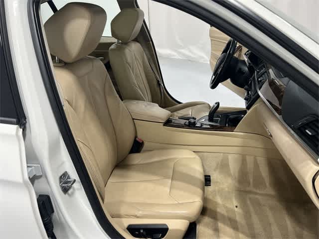 Thumbnail: 2014 BMW 3 Series - 26