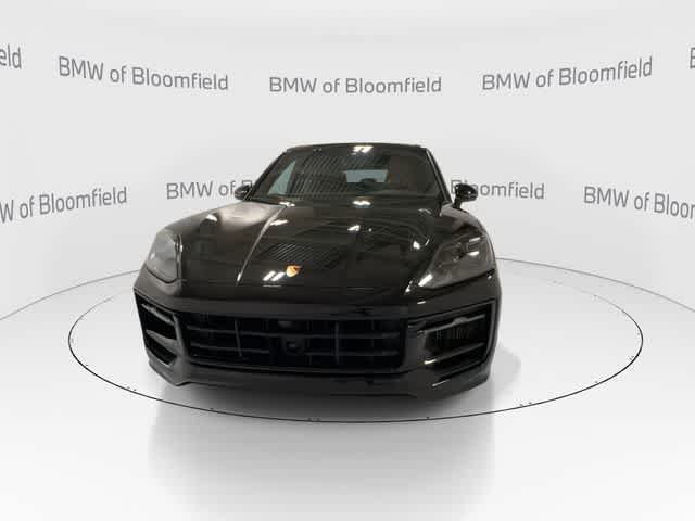 Thumbnail: 2024 Porsche Cayenne - 3