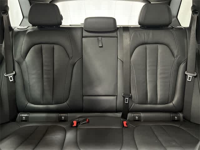 Thumbnail: 2022 BMW X5 - 22