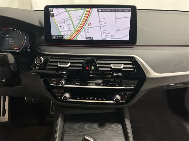 Thumbnail: 2023 BMW 5 Series - 28