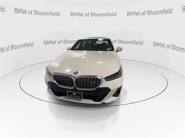 Thumbnail: 2025 BMW i5 - 3