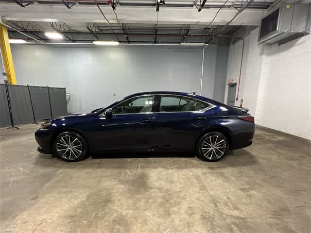2023 Lexus ES 250 11