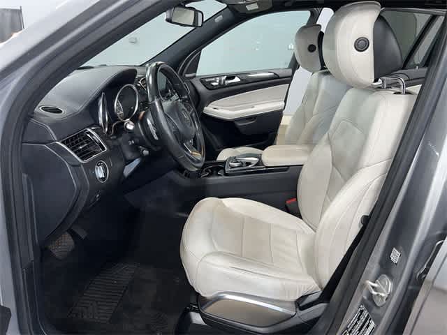 Thumbnail: 2017 Mercedes-Benz GLS - 10
