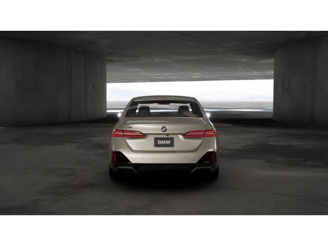 Thumbnail: 2026 BMW 5 Series - 5
