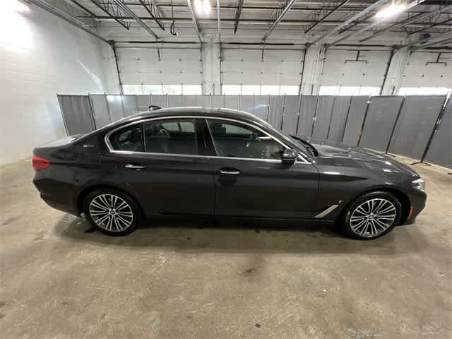 Thumbnail: 2018 BMW 5 Series - 15