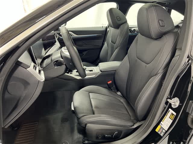 Thumbnail: 2025 BMW i4 - 21