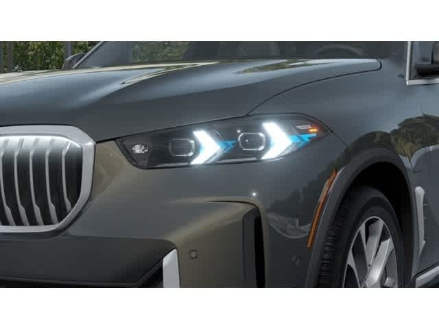 Thumbnail: 2026 BMW X5 - 6