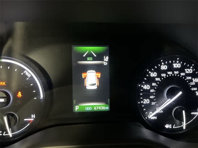 Thumbnail: 2021 Toyota Sienna - 32