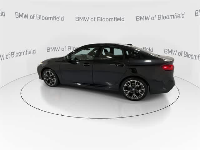 Thumbnail: 2025 BMW 2 Series - 5