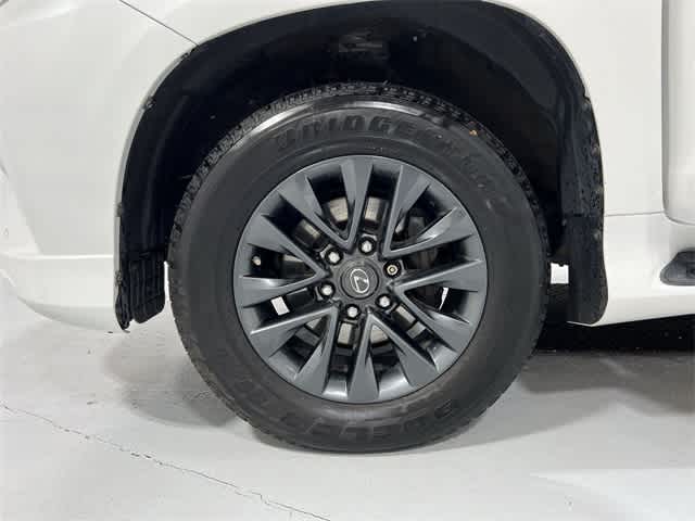 Thumbnail: 2021 Lexus GX - 17