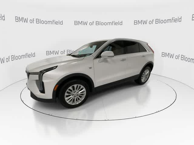 Thumbnail: 2024 Cadillac XT4 - 4