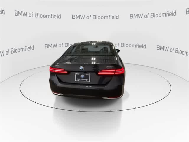 Thumbnail: 2025 BMW 5 Series - 7