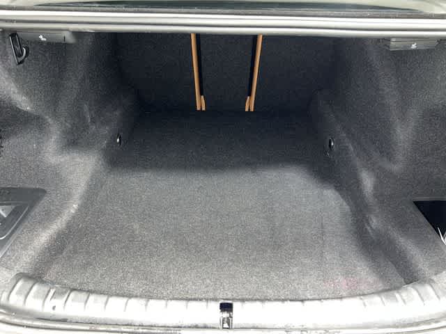 Thumbnail: 2023 BMW 5 Series - 32