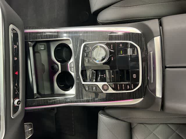 Thumbnail: 2024 BMW X7 - 30