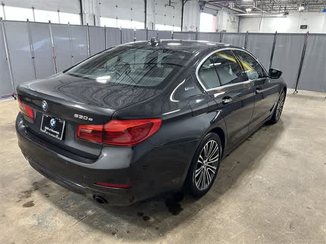 Thumbnail: 2018 BMW 5 Series - 14