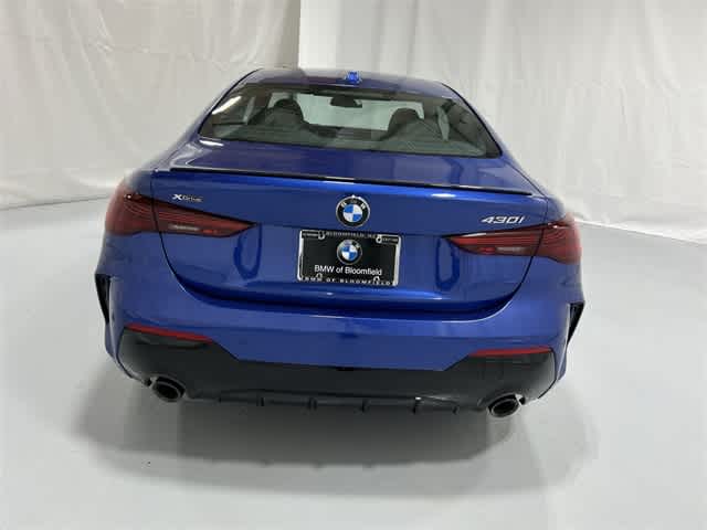 Thumbnail: 2025 BMW 4 Series - 13