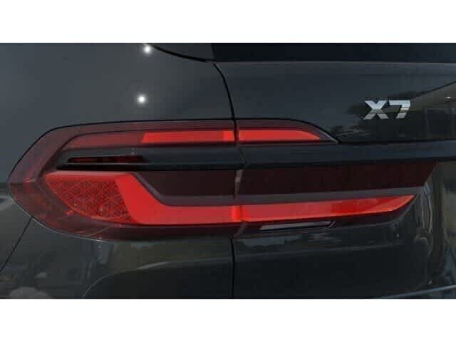 Thumbnail: 2026 BMW X7 - 8