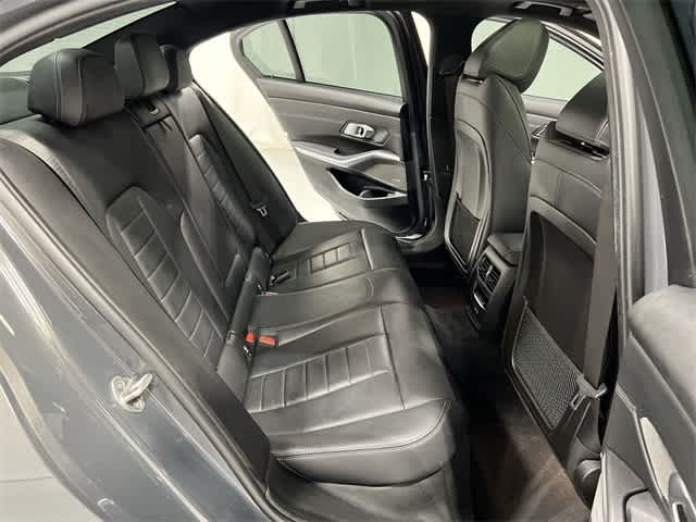 Thumbnail: 2023 BMW 3 Series - 25