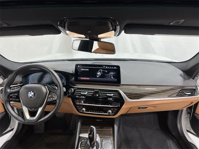 Thumbnail: 2023 BMW 5 Series - 20