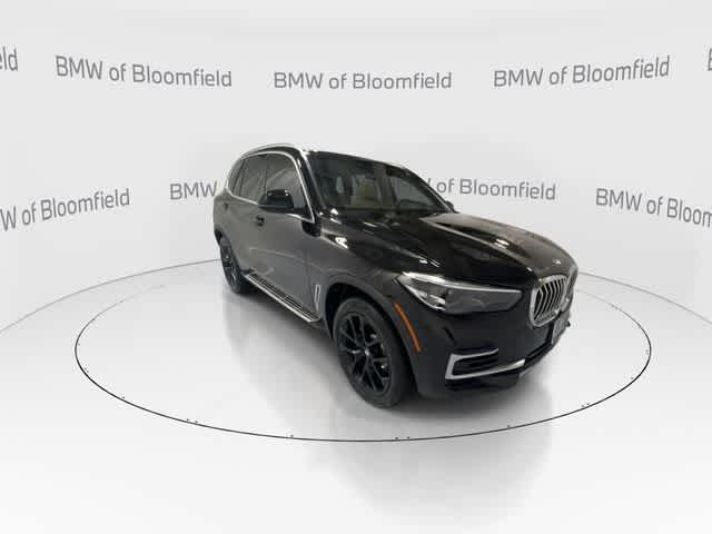 Thumbnail: 2022 BMW X5 - 2
