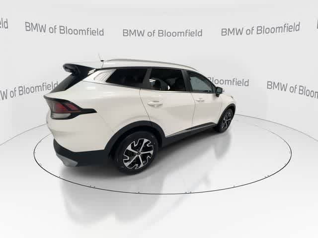 Thumbnail: 2023 Kia Sportage - 8