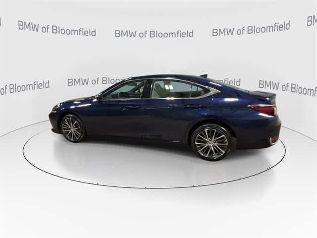 2023 Lexus ES 250 5