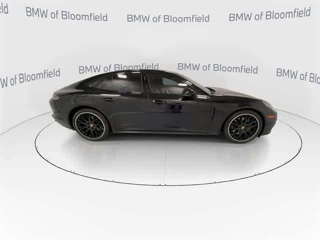 Thumbnail: 2018 Porsche Panamera - 9