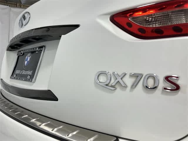 Thumbnail: 2016 INFINITI QX70 - 17