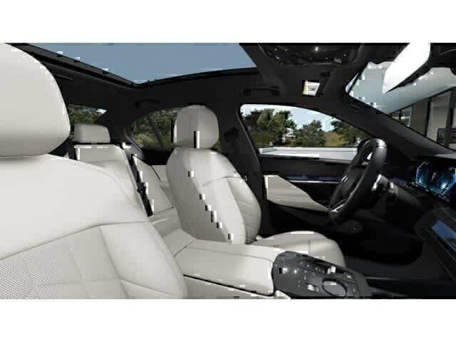 Thumbnail: 2026 BMW 5 Series - 9