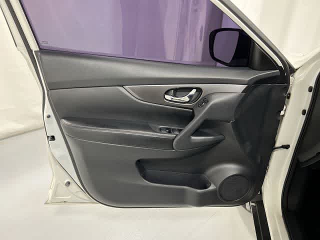 Thumbnail: 2014 Nissan Rogue - 35