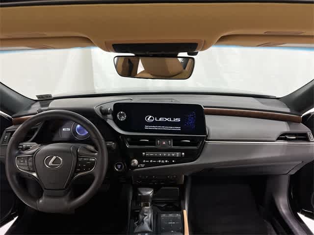 Thumbnail: 2022 Lexus ES - 20
