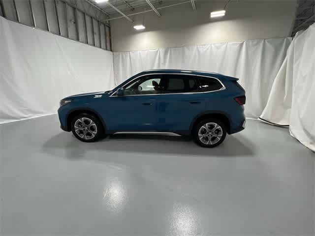 Thumbnail: 2025 BMW X1 - 11