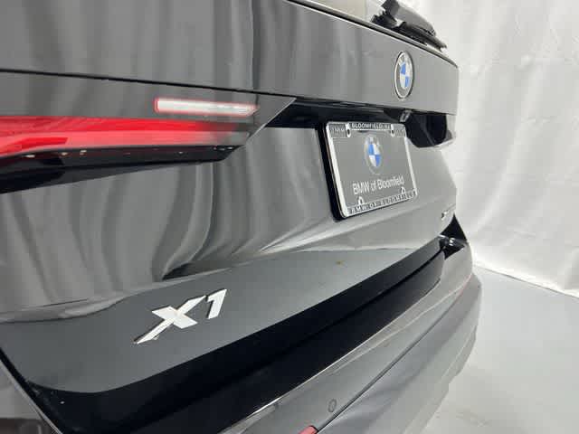 Thumbnail: 2025 BMW X1 - 17