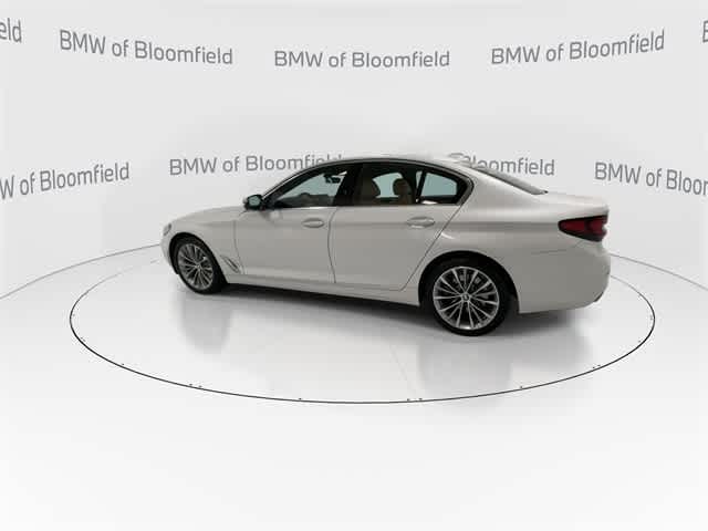 Thumbnail: 2023 BMW 5 Series - 5