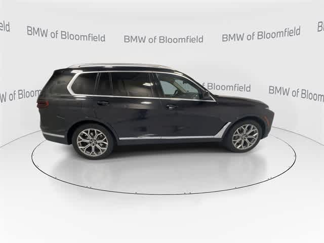 Thumbnail: 2023 BMW X7 - 9