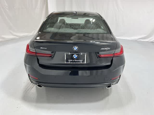 Thumbnail: 2023 BMW 3 Series - 13