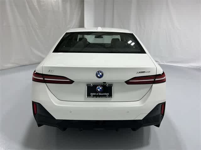 Thumbnail: 2025 BMW i5 - 13