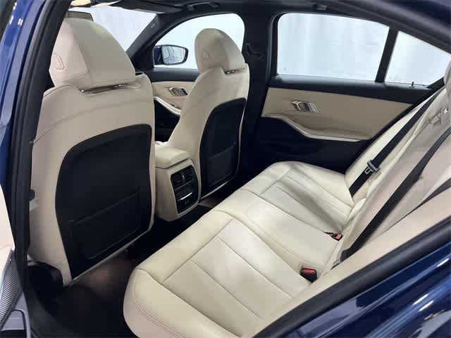 Thumbnail: 2023 BMW 3 Series - 24