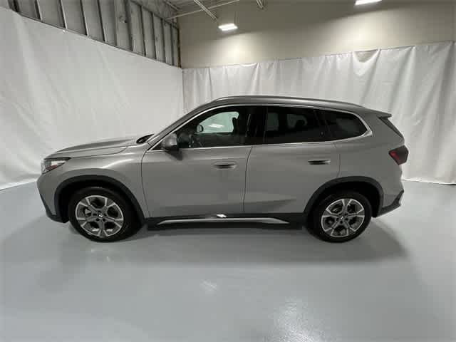 Thumbnail: 2025 BMW X1 - 11