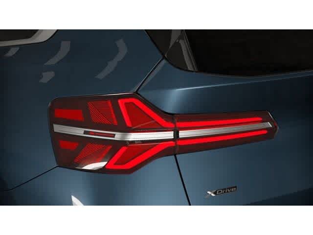 Thumbnail: 2025 BMW X3 - 8