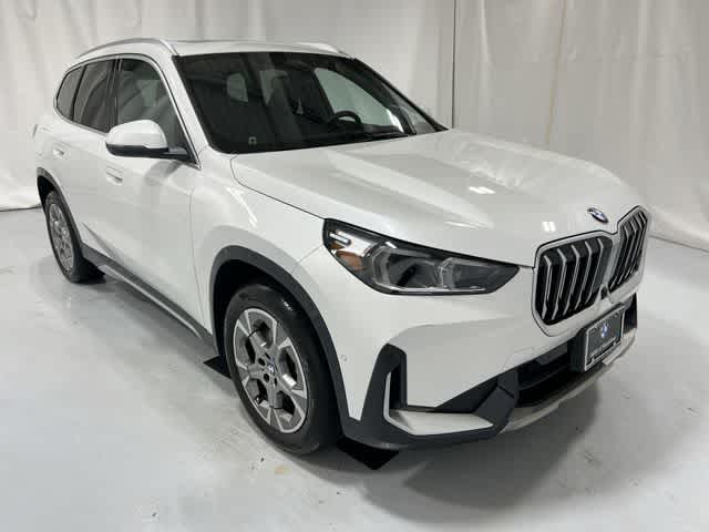 Thumbnail: 2025 BMW X1 - 15